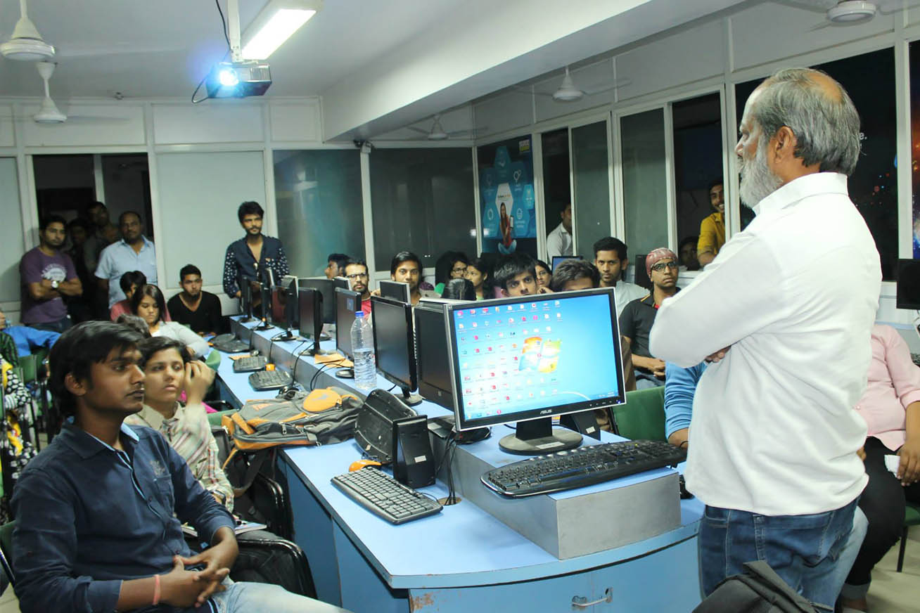 A photograph of Arena Animation GBS Students participating in a Seminar organised at Academy Campus